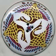 3 flying cranes button